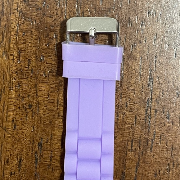 Paw Print Watch Purple Silicone Band New - Picture 5 of 8